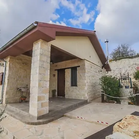 Traditional House Tatil Evi