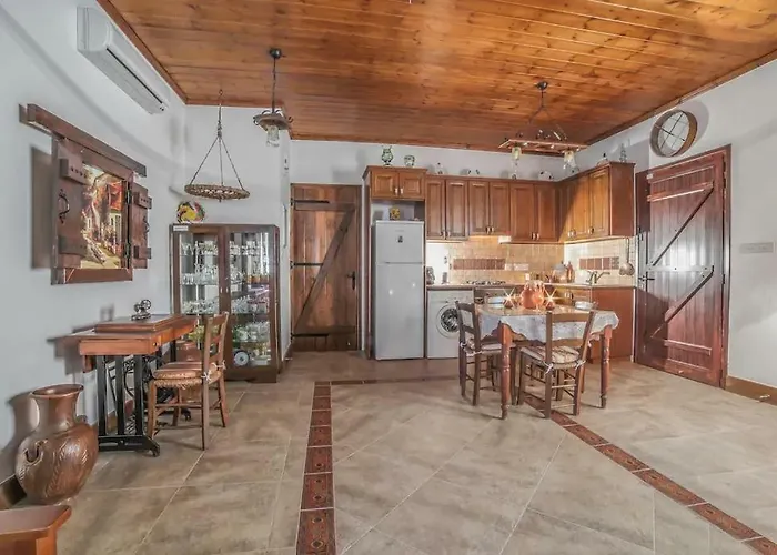 Prázdninový dům Traditional House Lofou