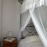 Traditional House Nyaraló *
